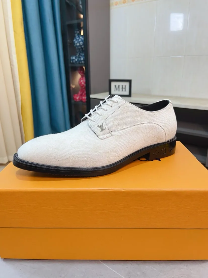 Ex-factory price 720🌹🌹High version [LV] Louis Vuitton's popular casual leather shoes🎖Fashionable and elegant🎖🎖Material: Original imported open-edge beaded cowhide, washed cowhide leather lining, original open-molded rubber outsole, high-end and classy, ​​elegant quality, instantly transforming into a handsome man ❤❤Standard\nNumber: 38-44